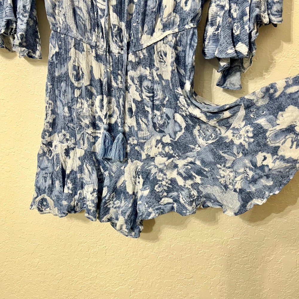 Blue B Collection Women's Romper Blue White Floral Tie Neck Ruffle Sleeve M - Picture 3 of 7